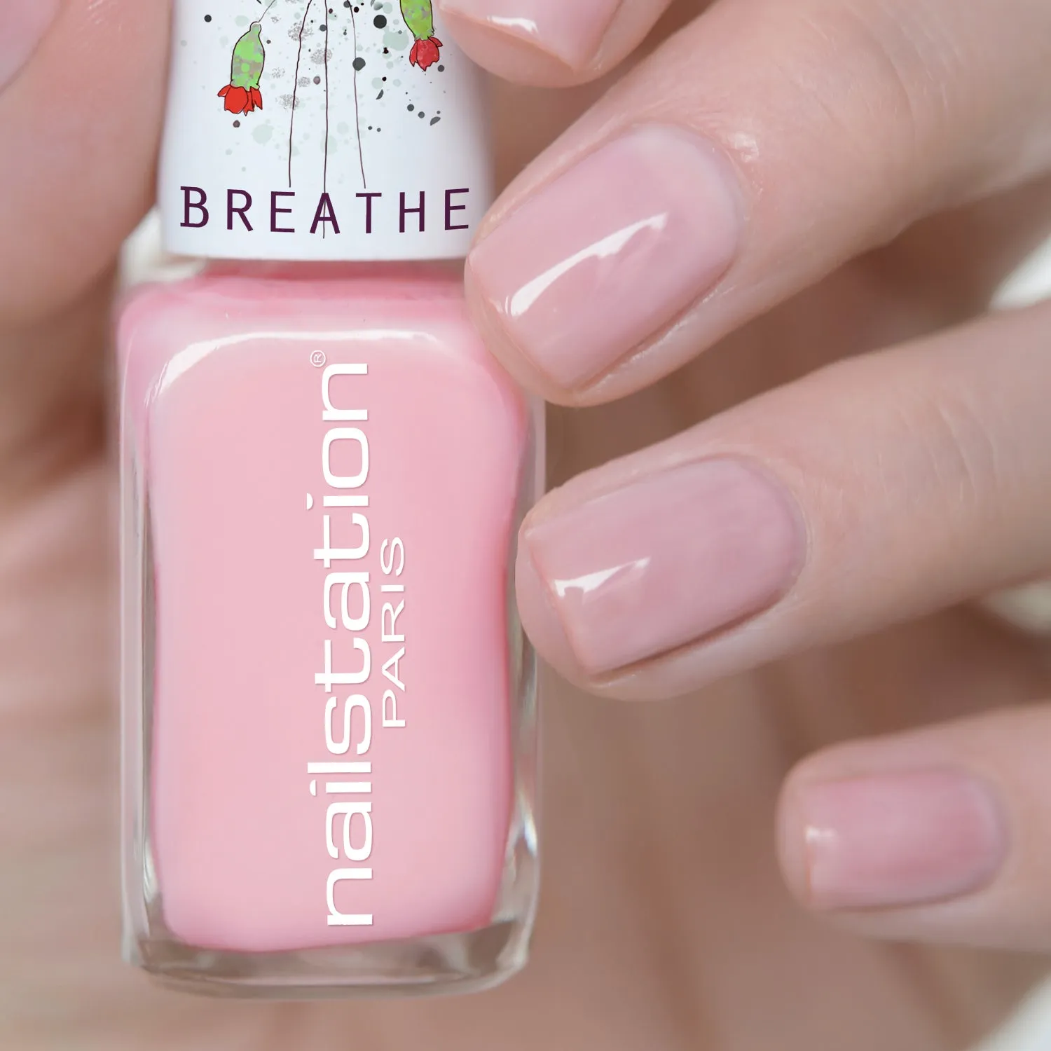 lodos | Breathable and water permeable nail polish | Semi-transparent French peach